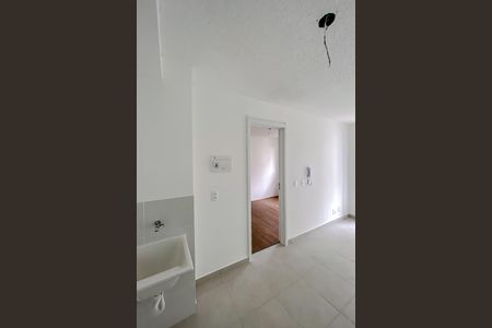 Apartamento à venda com 28m², 1 quarto e sem vaga Apartamento à venda com 28m², 1 quarto e sem vagaCozinha e Área de Serviço