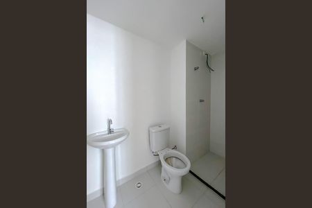 Apartamento à venda com 28m², 1 quarto e sem vaga Apartamento à venda com 28m², 1 quarto e sem vagaBanheiro da Suíte