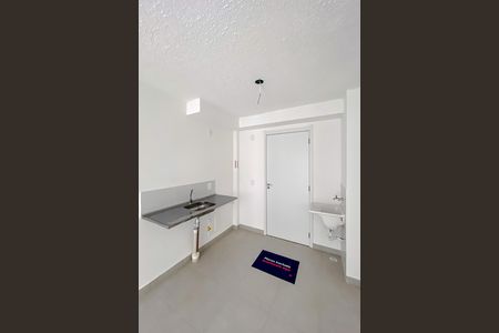 Apartamento à venda com 28m², 1 quarto e sem vaga Apartamento à venda com 28m², 1 quarto e sem vagaCozinha e Área de Serviço