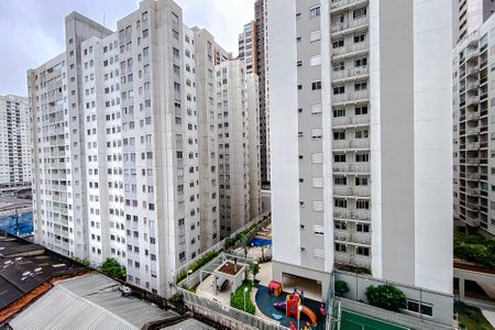 Apartamento à venda com 28m², 1 quarto e sem vaga Apartamento à venda com 28m², 1 quarto e sem vagaVista da Varanda