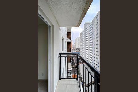 Apartamento à venda com 28m², 1 quarto e sem vaga Apartamento à venda com 28m², 1 quarto e sem vagaVaranda da Sala