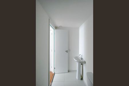 Apartamento à venda com 28m², 1 quarto e sem vaga Apartamento à venda com 28m², 1 quarto e sem vagaBanheiro da Suíte