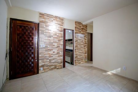 Sala de apartamento para alugar com 2 quartos, 50m² em Olaria, Rio de Janeiro