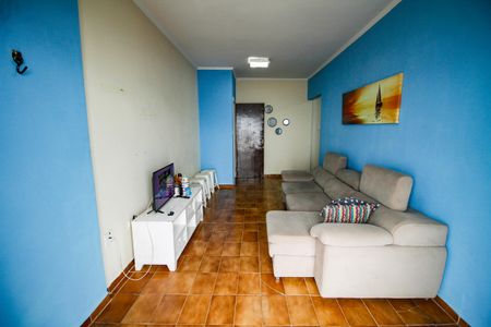 Sala de apartamento para alugar com 2 quartos, 83m² em Vila Tupi, Praia Grande