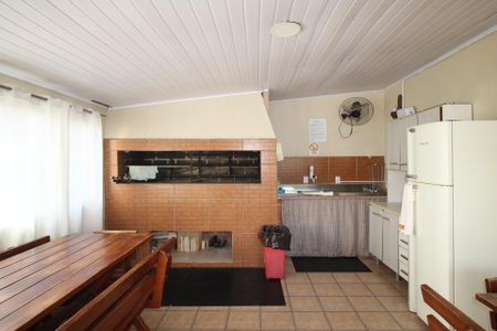 Apartamento para alugar com 65m², 2 quartos e sem vagaÁrea comum - Salão de festas