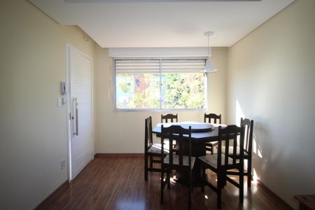 Apartamento para alugar com 65m², 2 quartos e sem vagaSala