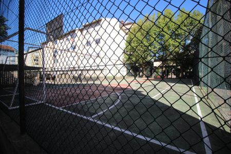 Apartamento para alugar com 65m², 2 quartos e sem vagaQuadra