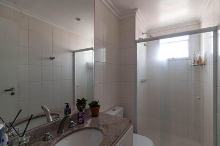 Apartamento à venda com 94m², 3 quartos e 2 vagasBanheiro da Suíte