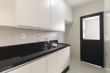 Apartamento para alugar com 55m², 2 quartos e 1 vagaCozinha 