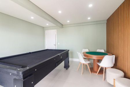 Apartamento para alugar com 55m², 2 quartos e 1 vagaÁrea Comum - Salão de Jogos 