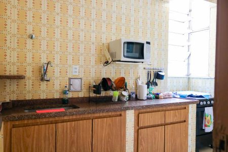 Apartamento à venda com 75m², 2 quartos e sem vagaCozinha
