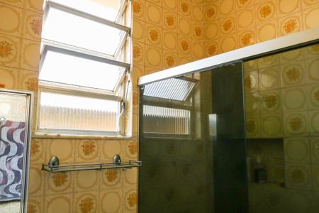 Apartamento à venda com 75m², 2 quartos e sem vagaBanheiro