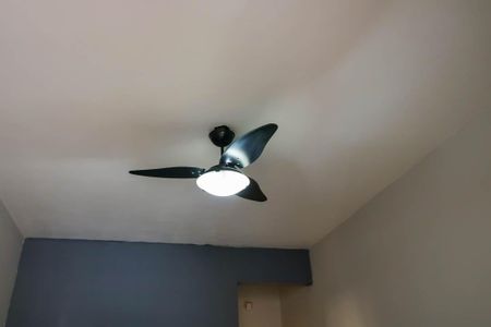 Apartamento à venda com 75m², 2 quartos e sem vagaSala