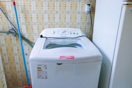 Apartamento à venda com 75m², 2 quartos e sem vagaÁrea de Serviço