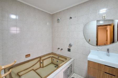 Banheiro da Suíte de casa para alugar com 3 quartos, 150m² em Chácara Sergipe, São Bernardo do Campo