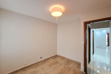 Casa para alugar com 150m², 3 quartos e 3 vagas Casa para alugar com 150m², 3 quartos e 3 vagasQuarto 1