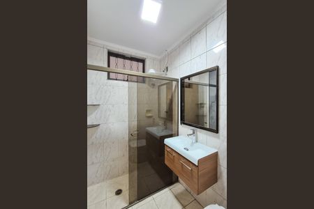Casa para alugar com 150m², 3 quartos e 3 vagas Casa para alugar com 150m², 3 quartos e 3 vagasBanheiro Social
