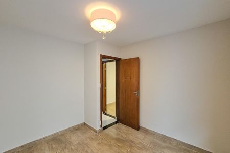 Casa para alugar com 150m², 3 quartos e 3 vagas Casa para alugar com 150m², 3 quartos e 3 vagasQuarto 1