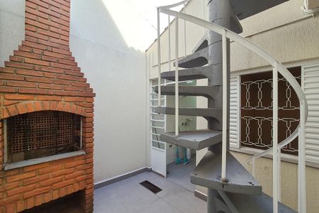 Casa para alugar com 150m², 3 quartos e 3 vagas Casa para alugar com 150m², 3 quartos e 3 vagasQuintal