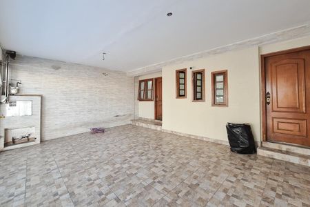 Casa para alugar com 150m², 3 quartos e 3 vagas Casa para alugar com 150m², 3 quartos e 3 vagasGaragem