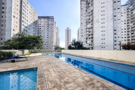 Apartamento para alugar com 40m², 1 quarto e 1 vagaPiscina