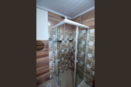 Banheiro de apartamento para alugar com 1 quarto, 25m² em Vila da Penha, Rio de Janeiro