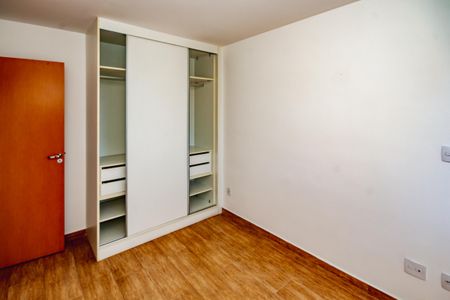Apartamento para alugar com 2 quartos, 50m² em Indaiá, Belo Horizonte