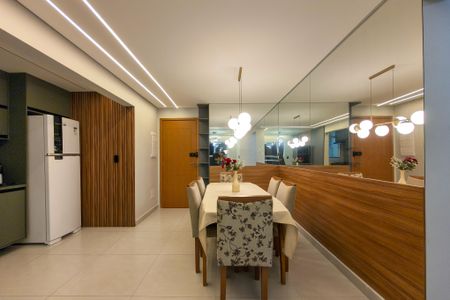 Apartamento para alugar com 70m², 2 quartos e 1 vagaSala