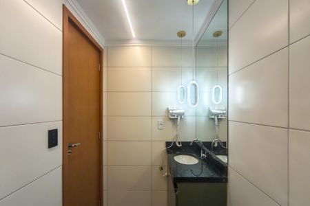 Apartamento para alugar com 70m², 2 quartos e 1 vagaBanheiro 