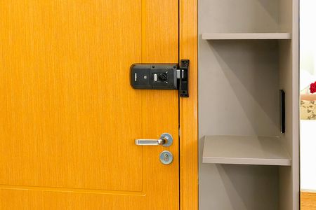 Apartamento para alugar com 70m², 2 quartos e 1 vagaFechadura eletrônica 