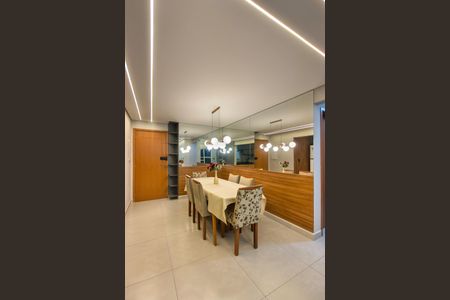Apartamento para alugar com 70m², 2 quartos e 1 vagaSala
