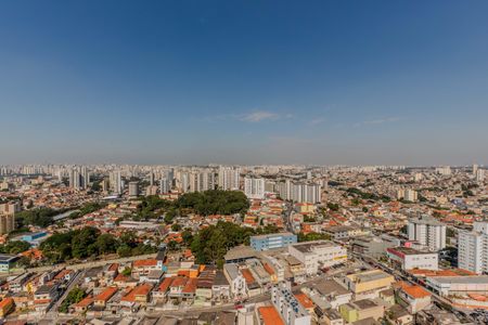 Apartamento à venda com 46m², 2 quartos e 1 vagaCidade com muitas construções altas e uma paisagem urbana densa, com uma perspectiva de uma cidade grande e movimentada.