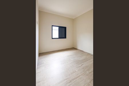 Casa para alugar com 77m², 3 quartos e 2 vagasSuite