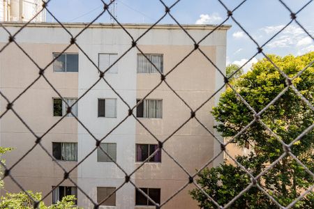 Vista sala de apartamento para alugar com 3 quartos, 58m² em Jardim Marilu, São Paulo