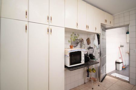 Casa à venda com 240m², 3 quartos e 2 vagas Casa à venda com 240m², 3 quartos e 2 vagasCozinha