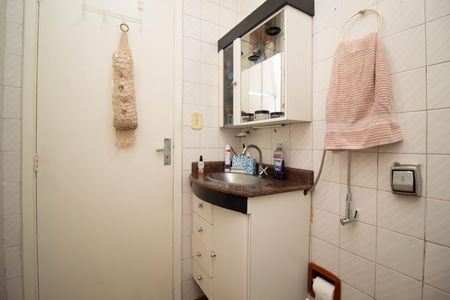 Casa à venda com 240m², 3 quartos e 2 vagas Casa à venda com 240m², 3 quartos e 2 vagasBanheiro da Suíte 1