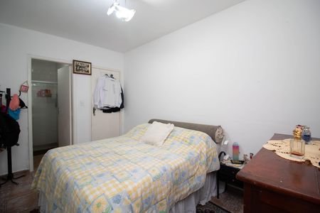 Casa à venda com 240m², 3 quartos e 2 vagas Casa à venda com 240m², 3 quartos e 2 vagasQuarto 1 - Suíte