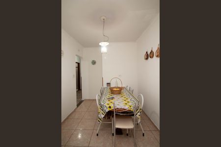 Casa à venda com 240m², 3 quartos e 2 vagas Casa à venda com 240m², 3 quartos e 2 vagasCozinha