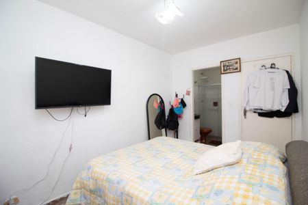 Casa à venda com 240m², 3 quartos e 2 vagas Casa à venda com 240m², 3 quartos e 2 vagasQuarto 1 - Suíte