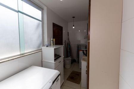 Casa de condomínio à venda com 480m², 5 quartos e 10 vagasÁrea de Serviço