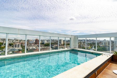 Área comum - Piscina de apartamento para alugar com 1 quarto, 44m² em Azenha, Porto Alegre