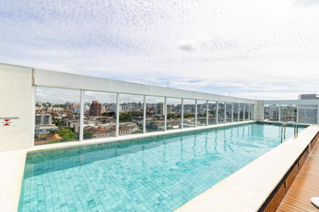 Área comum - Piscina de apartamento para alugar com 1 quarto, 44m² em Azenha, Porto Alegre