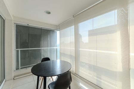 Studio à venda com 35m², 1 quarto e 1 vaga Studio à venda com 35m², 1 quarto e 1 vagaSacada