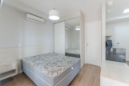 Studio à venda com 35m², 1 quarto e 1 vaga Studio à venda com 35m², 1 quarto e 1 vagaStudio