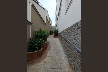 Apartamento à venda com 79m², 2 quartos e sem vaga