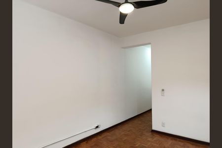 Apartamento à venda com 79m², 2 quartos e sem vaga
