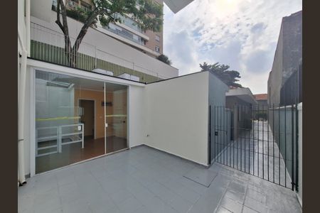 Casa para alugar com 315m², 2 quartos e sem vagaQuintal