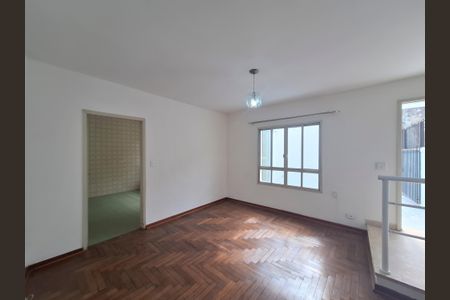 Casa para alugar com 315m², 2 quartos e sem vagaSala