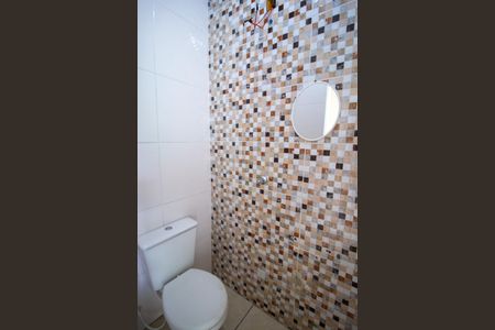 Casa para alugar com 60m², 2 quartos e 2 vagasBanheiro de serviço