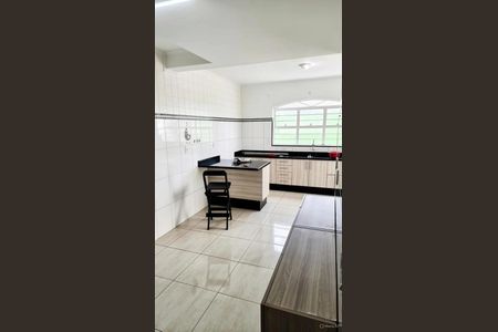 Cozinha de casa para alugar com 2 quartos, 60m² em Jardim Parana, Sorocaba